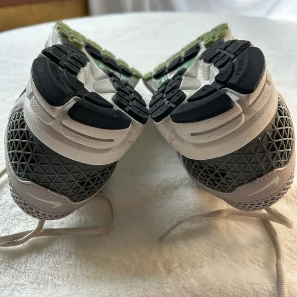 Nike Zoom Vomero 5 Cobblestone Tennis Shoes FB8825-001 Men’s 8.5 - Picture 6 of 10